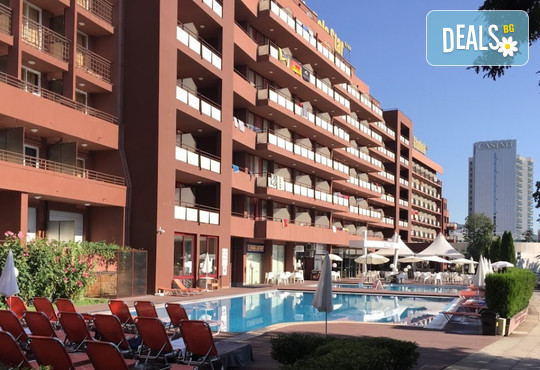 	ALL INCLUSIVE Детски лагер "Гладиола", Златни пясъци", първа линия на 50 м от морето 