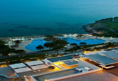 Почивка в Турция с автобус! 5 нощувки на човек на база All inclusive в Aria Claros Beach Resort  5*, Анталия, Турска ривиера с организиран автобусен транспорт от София - Снимка