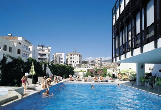 Santur 3* - снимка - 2