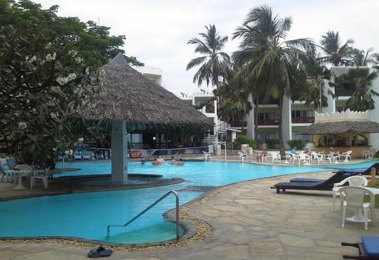 Bamburi Beach Resort - снимка - 5