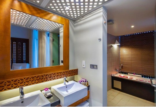 Cinnamon Bey - снимка - 21