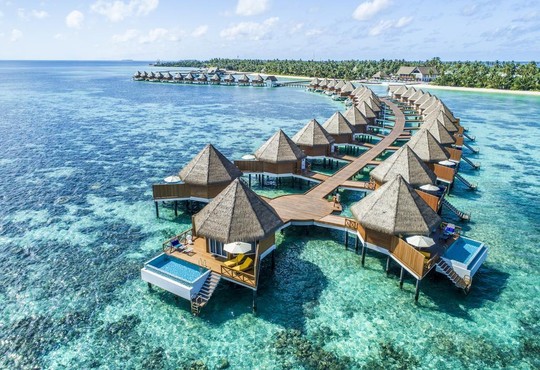Mercure Maldives Kooddoo Resort - снимка - 16