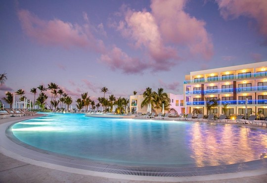 Serenade Punta Cana Beach & Spa Resort - снимка - 4