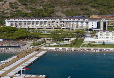 Самолетна почивка в Турция! 7 нощувки на човек на база All inclusive в Imperial Sunland Resort Hotel 0*, Кемер, Турска ривиера с двупосочен чартърен полет от Варна - Снимка