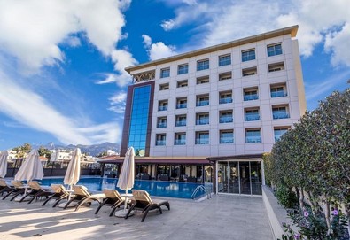 Самолетна почивка в Кипър! 7 нощувки на човек на база All inclusive в Grand Pasha Hotel & Spa Kyrenia 0*, Пнауа, Пукет с двупосочен чартърен полет от София - Снимка