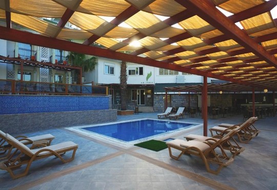 Green Forest Holiday Village - снимка - 21