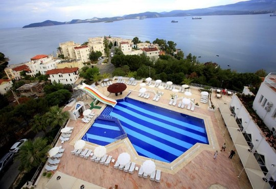 Roseira Beach Resort - снимка - 8