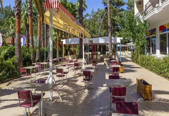 Smart Voxx Resort Hotel - снимка - 14