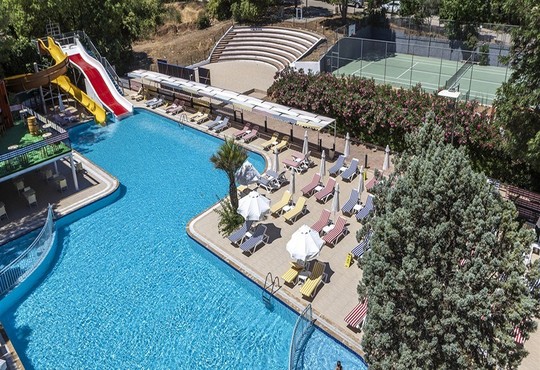 Smart Voxx Resort Hotel - снимка - 17