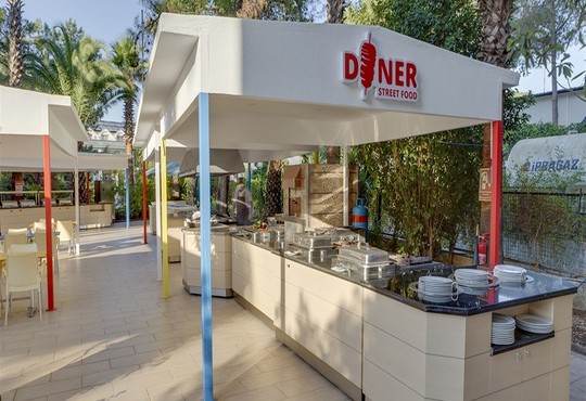 Smart Voxx Resort Hotel - снимка - 30