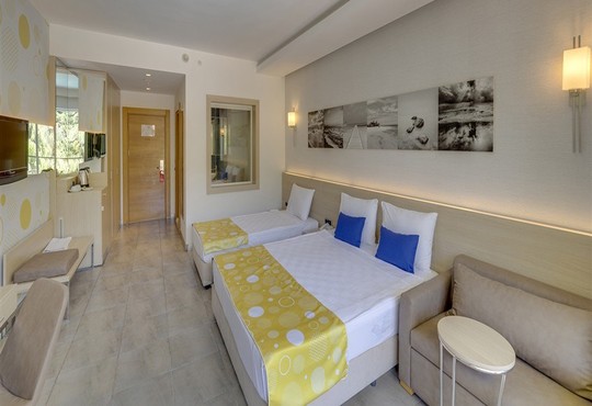 Smart Voxx Resort Hotel - снимка - 42