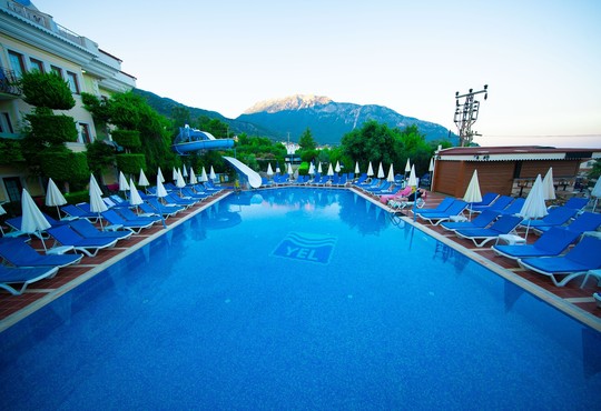 Yel Holiday Resort Hotel - снимка - 9