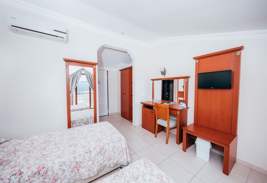 Yel Holiday Resort Hotel - снимка - 15