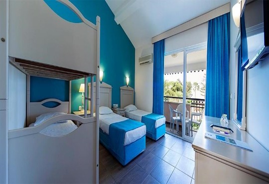 Turtas Club Hotel - снимка - 7
