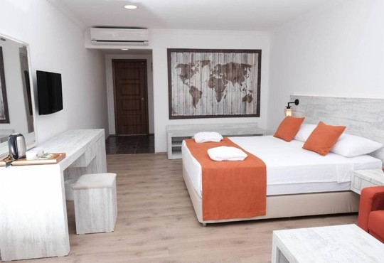 Turtas Club Hotel - снимка - 20