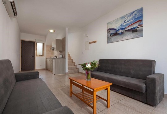 Penelope Beach Hotel & Apartments - снимка - 8