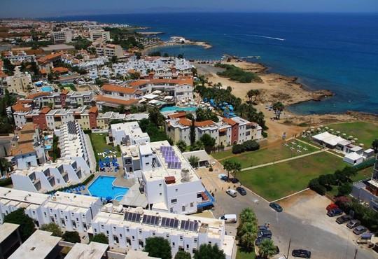 Penelope Beach Hotel & Apartments - снимка - 2