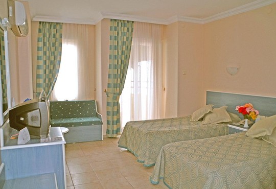 Galaxy Beach Hotel - снимка - 8