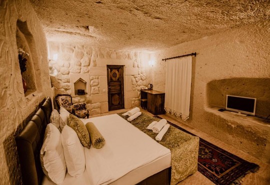 Ortahisar Cave Hotel - снимка - 3