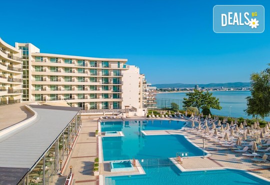 Хотел Феста Панорама 4* - снимка - 3