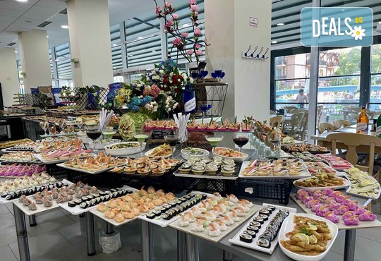 Гранд Хотел Нирвана 4* - снимка - 43