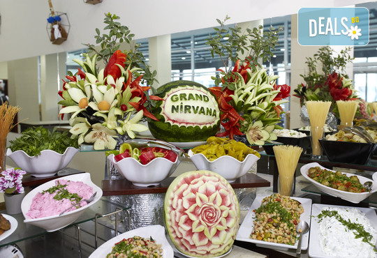 Гранд Хотел Нирвана 4* - снимка - 46