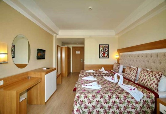 Hedef Beach Resort - снимка - 13
