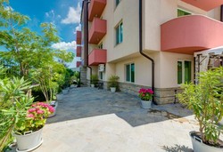 Сиена Хаус - Снимка