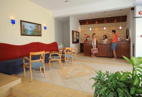 Petrosana Hotel Apartments - снимка - 5