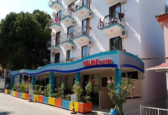 Melike Hotel - снимка - 1