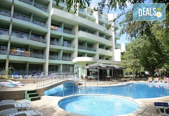 Хотел Перуника 3* - снимка - 1