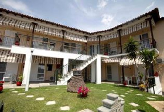 Skioni Studios 2* - снимка - 1