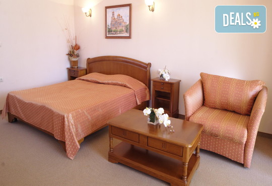 Хотел Естрея Резиденс 4* - снимка - 4