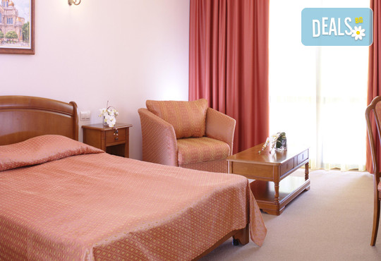 Хотел Естрея Резиденс 4* - снимка - 6