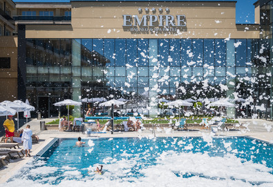 Last Minute! СПА релакс в най-новия хотел в Хисаря - Empire Balneo & SPA 5*/ СПА хотел Империя 5* ! Нощувка със закуска и вечеря, минерални басейни, богат СПА център, детски кът с аниматор, безплатно за дете до 11.99 г. - Снимка