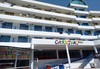 Морско лято в хотел Карнивал, к.к. Златни пясъци! Нощувка на база all inclusive light, външен басейн, детски басейн, чадър и шезлонг до басейна, безплатно дете до 1.99 г. - thumb 2