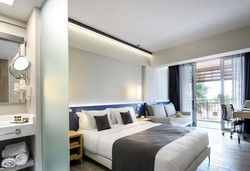 Blue Dolphin Hotel - Снимка