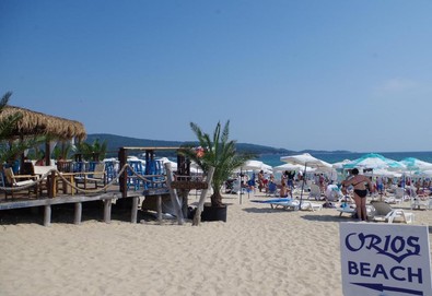 Насладете се на All inclusive морска ваканция в Хотел Ориос 3*, Приморско! Ползване на басейн, чадър и шезлонг на басейна и на нашият плаж “Ориос”, безплатно за дете до 1.99 г. - Снимка