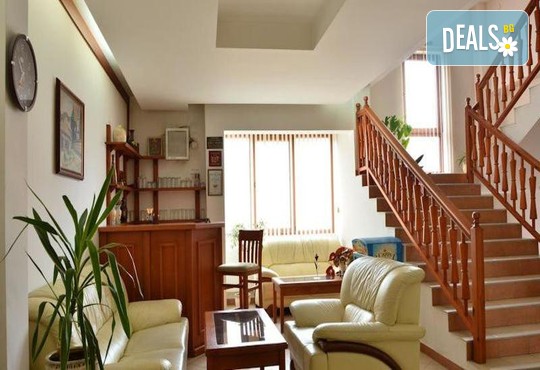 Семеен Хотел Лили 3* - снимка - 6