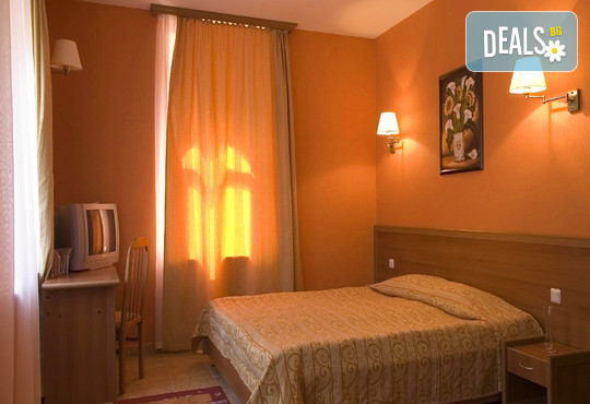 Хотел Естрея Палас 4* - снимка - 6