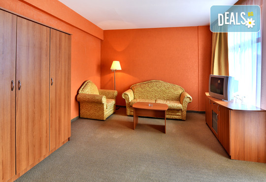 Хотел Естрея Палас 4* - снимка - 7