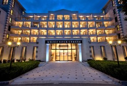 Хотел White Rock Castle Suite - Снимка