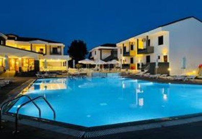 Нощувка на база Закуска и вечеря в Lily Ann Village 3*, Акти Елия, Халкидики - Снимка