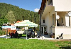 Семеен хотел Додовата къща - Снимка