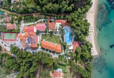 Нощувка на база Закуска,Закуска и вечеря в Porfi Beach Hotel 3*, Никити, Халкидики - Снимка