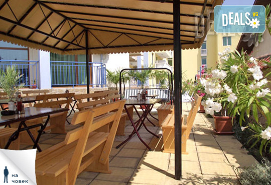 Семеен хотел Галактик 2* - снимка - 11