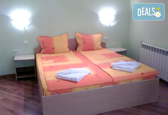 Семеен хотел Галактик 2* - снимка - 4