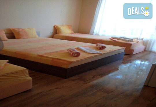 Хотел Денз - снимка - 16