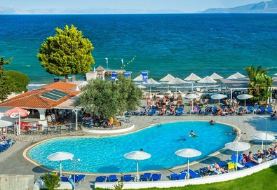 Нощувка на база Закуска и вечеря,All inclusive в Grand Bleu Sea Resort 3*, Еретрия, Евия - Снимка