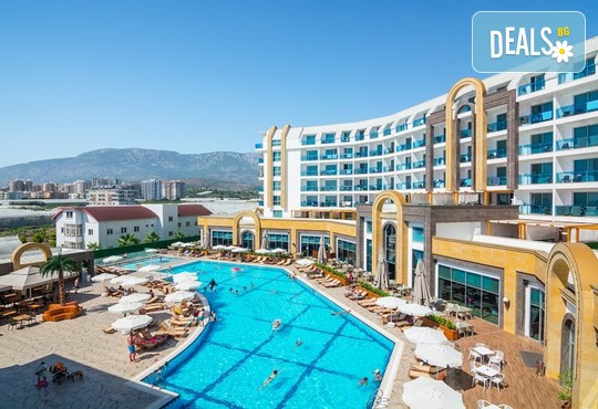 The Lumos Deluxe Resort Hotel & Spa 5* - снимка - 2